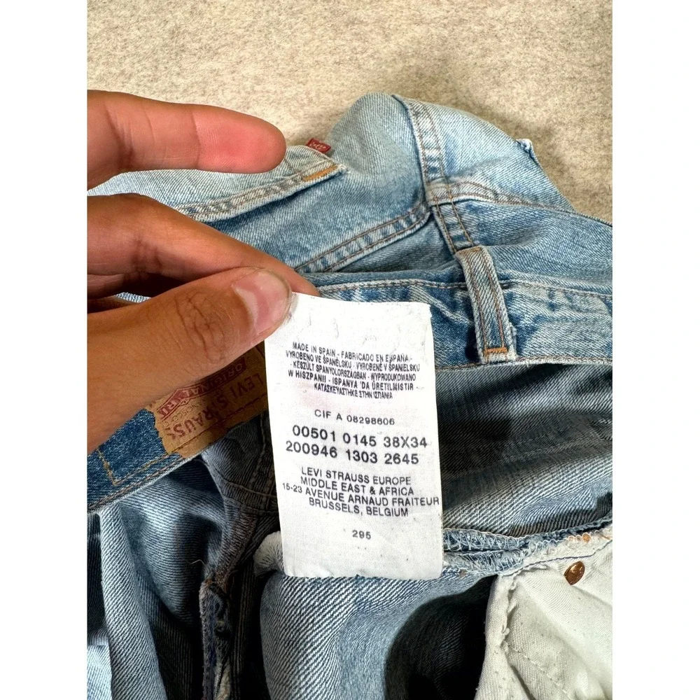 Levis 501 Original Fit Jeans Mens 38x34 Light Blue Whiskering Denim Straight Leg